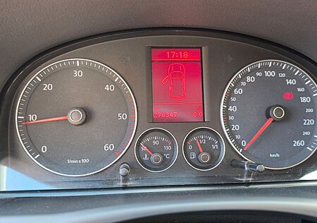 VW Touran Volkswagen 2.0 TDI 103kW DPF -