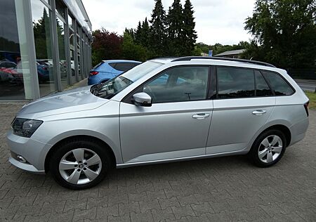 Skoda Fabia Combi Style*PDC*SHZ*AHK*TEMPOMAT*KLIMA*5-T