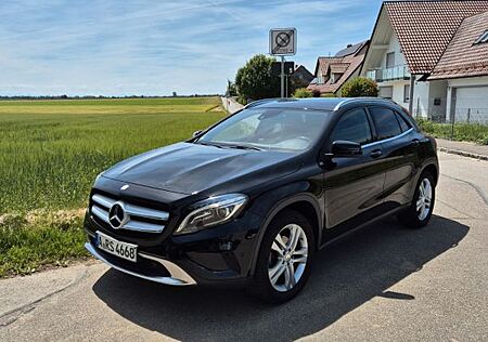 Mercedes-Benz GLA 200 d - City SUV mit Anhängerkupplung
