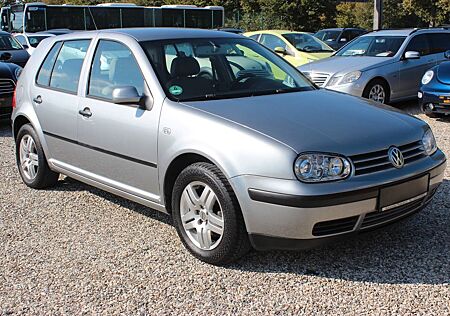 VW Golf Volkswagen 2.0 Basis Benzin Automatik