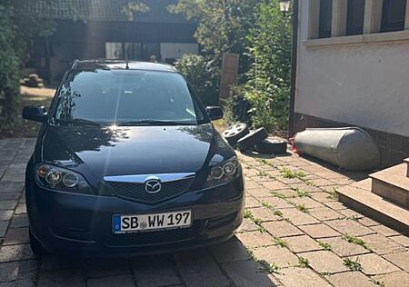 Mazda 2 1.4 16V Active SCHECKHEFTGEPFLEGT bei