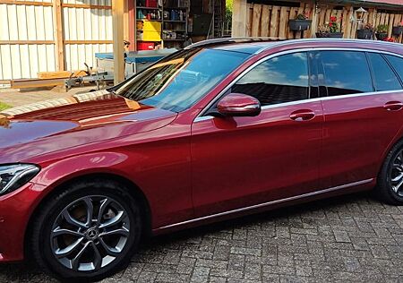 Mercedes-Benz C 220 d T AVANTGARDE AVANTGARDE
