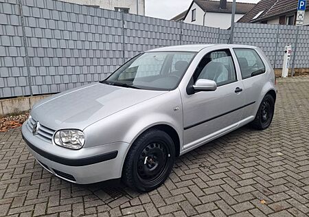 VW Golf Volkswagen 1.4 /TÜV NEU