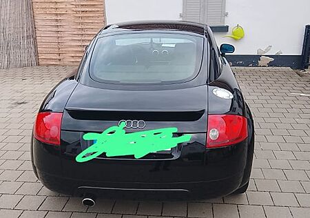 Audi TT Coupe 1.8T 132 kW -