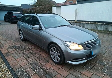 Mercedes-Benz C 220 CDI T BlueEFFICIENCY -