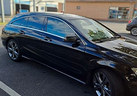 Mercedes-Benz CLA 180 -