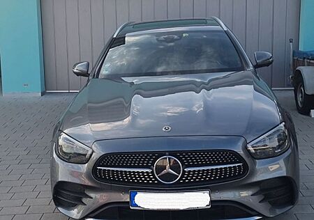 Mercedes-Benz E 400 d 4MATIC T Autom. Bim,AHK,AMG*Int+Ex.Burme