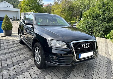 Audi Q5 3.0 TDI DPF S tronic quattro -AHK