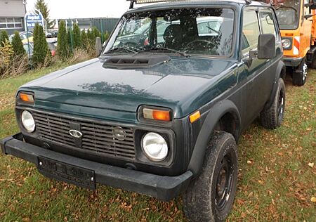 Lada Niva 1.7i Only