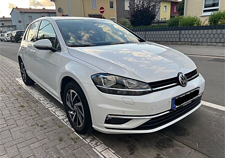 VW Golf Volkswagen VII 1.0 TSI Sound