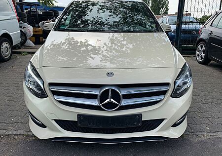 Mercedes-Benz B 200 CDI Automatik Leder Panorama Led Pdc