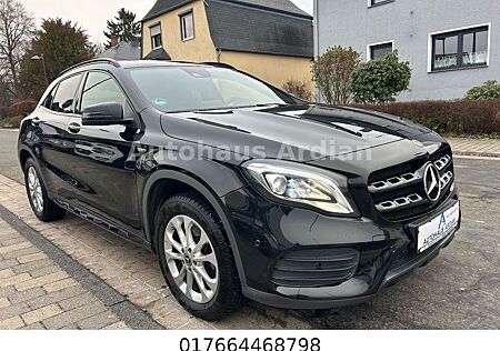 Mercedes-Benz GLA 250 GLA +AMG LINE+KAMERA+ALCANTARA+