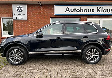VW Touareg Volkswagen V6 TDI 262PS R-LINE(2X) Vollausstattung!