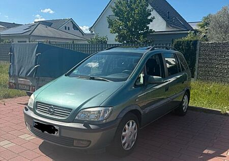Opel Zafira 1.6 16V Elegance 7 sitzer