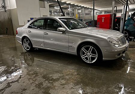 Mercedes-Benz E 320 ELEGANCE Elegance