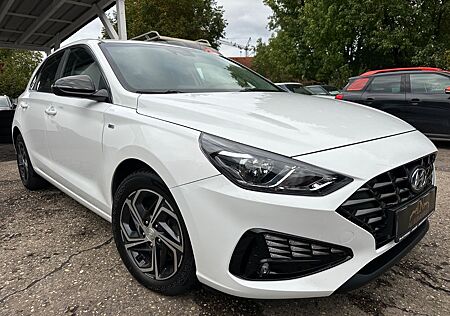 Hyundai i30 gebraucht kaufen Hyundai i30 Prime Mild-Hybrid *Navi/Kamera/Spurh./Sitzh.