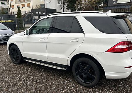 Mercedes-Benz ML 350 BlueTEC 4MATIC -AMG Line