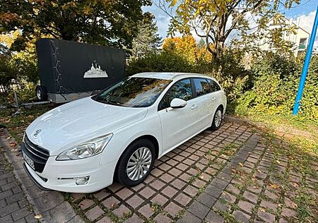 Peugeot 508 SW Automatik AHK 1.6 Benzin 2.Hand Checkheft