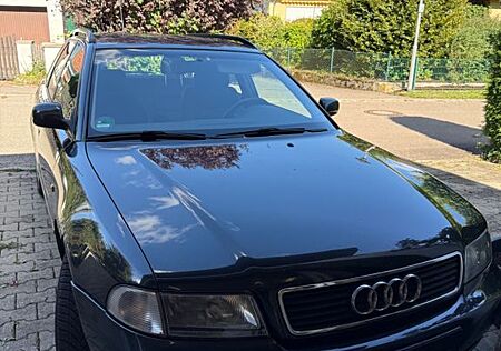Audi A4 1.8 Avant -