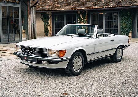 Mercedes-Benz SL 560 560 SL / mit nur 84.000 km Laufleistung