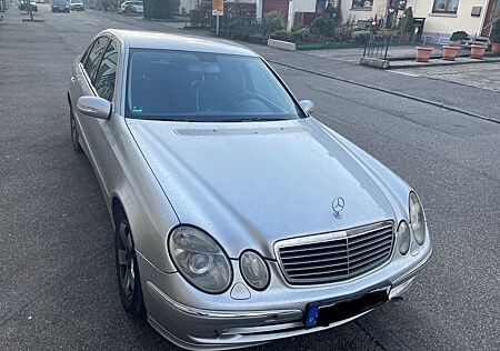 Mercedes-Benz E 220 CDI AVANTGARDE Avantgarde