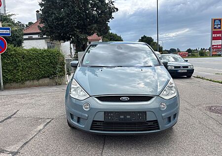 Ford S-Max Titanium 2.0 TDCI*PDC*TEMP*SHZ*