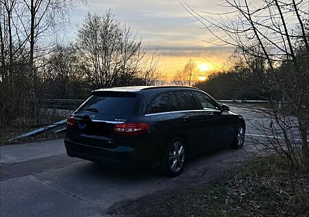 Mercedes-Benz C 180 d T-Modell gepflegter Kombi, zuverlässig