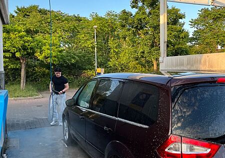Ford Galaxy 2,0 Titanium Titanium