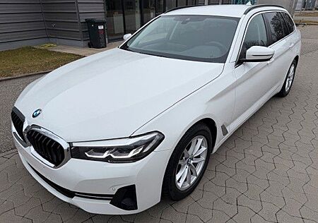 BMW 520 d Touring / LED /Leder-Optik /1.Hand /