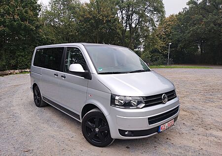 VW T5 Multivan Volkswagen +++ Neuer Motor bei 166.000 km! +++