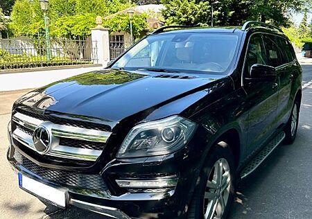 Mercedes-Benz GL 350 BlueTec 4Matic Pano 360Grad 7-Sitze AHK