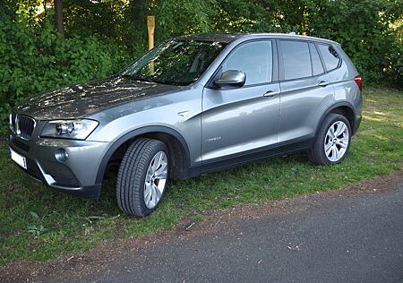 BMW X3 xDrive20d - Panorama Leder Navi HiFi