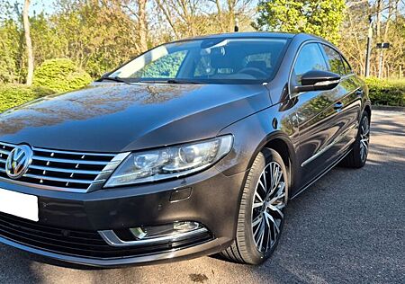 VW CC Volkswagen 2.0 BlueTDI DSG -