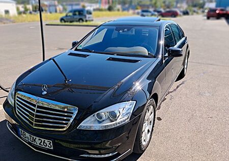 Mercedes-Benz S 350 L -