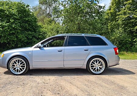 Audi A4 2.0 Avant - Temp/PDC/SHZ
