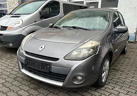 Renault Clio TomTom Edition TCE 100