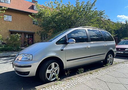 VW Sharan Volkswagen 2.0 United von 2009
