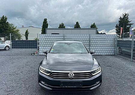 VW Passat Volkswagen 2.0 TDI R-Line-Paket Virtual Cockpit