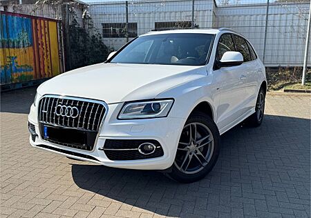 Audi Q5 2.0 TFSI S tronic quattro -