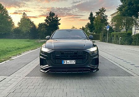 Audi Q8 50 TDI Competition, 3x S-Line, absolut Vollau