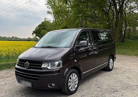 VW T5 Multivan Volkswagen 2.0 BiTDI Highline