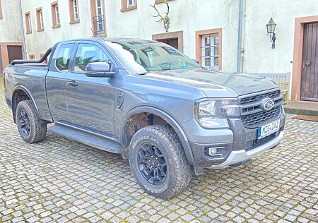 Ford Ranger Extrakabine Tremor mit vielen Extras