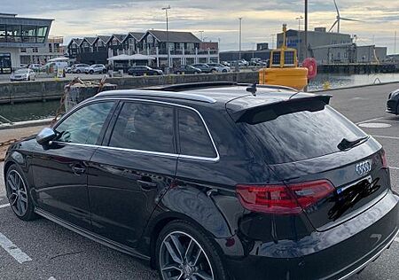 Audi S3 2.0 TFSI S tronic quattro Sportback -