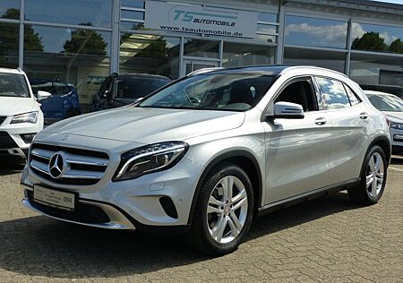 Mercedes-Benz GLA 250 Urban Panoramad.+AHK+Navi+el.Heckkl.+PDC