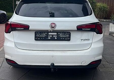 Fiat Tipo 1.4 T-Jet MORE Sondermodell EZ:11/2020