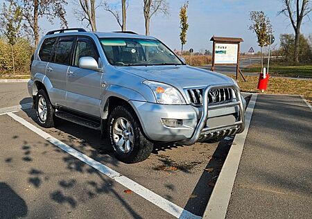 Toyota Land Cruiser 3.0 D-4D vip 7 seat