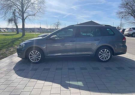 VW Golf Volkswagen 1.6 TDI BMT DSG Comfortline Variant Com...