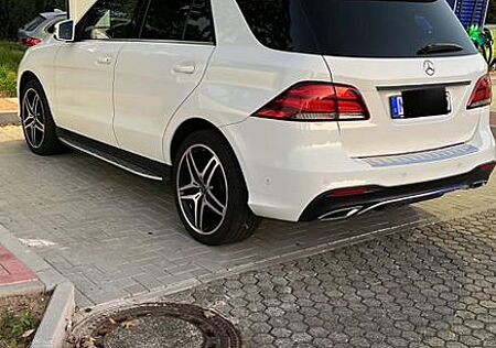 Mercedes-Benz GLE 350 d 4MATIC -