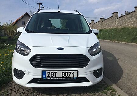 Ford Tourneo Courier 1.5 TDCi 74kW Trend Trend