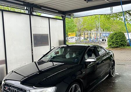 Audi S5 3.0 TFSI S tronic quattro -